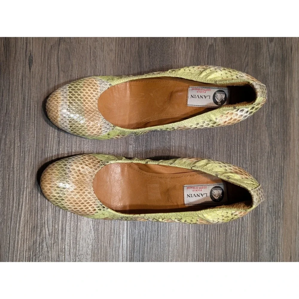 Lanvin Paris Snakeskin Print Leather Wedge Pumps Green Tan Wood Heel Size 40